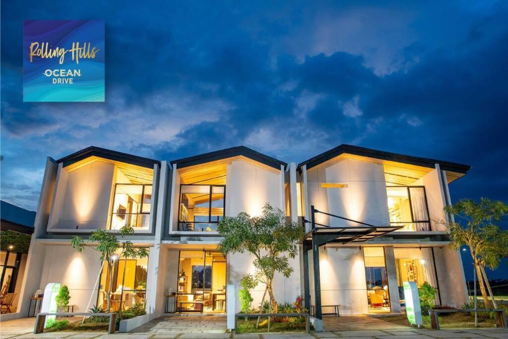 Villa Rolling Hills Depan Trans Mall Macáçar Exterior foto
